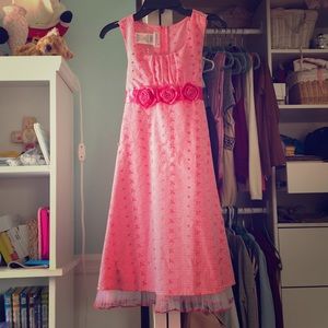 Girls dress